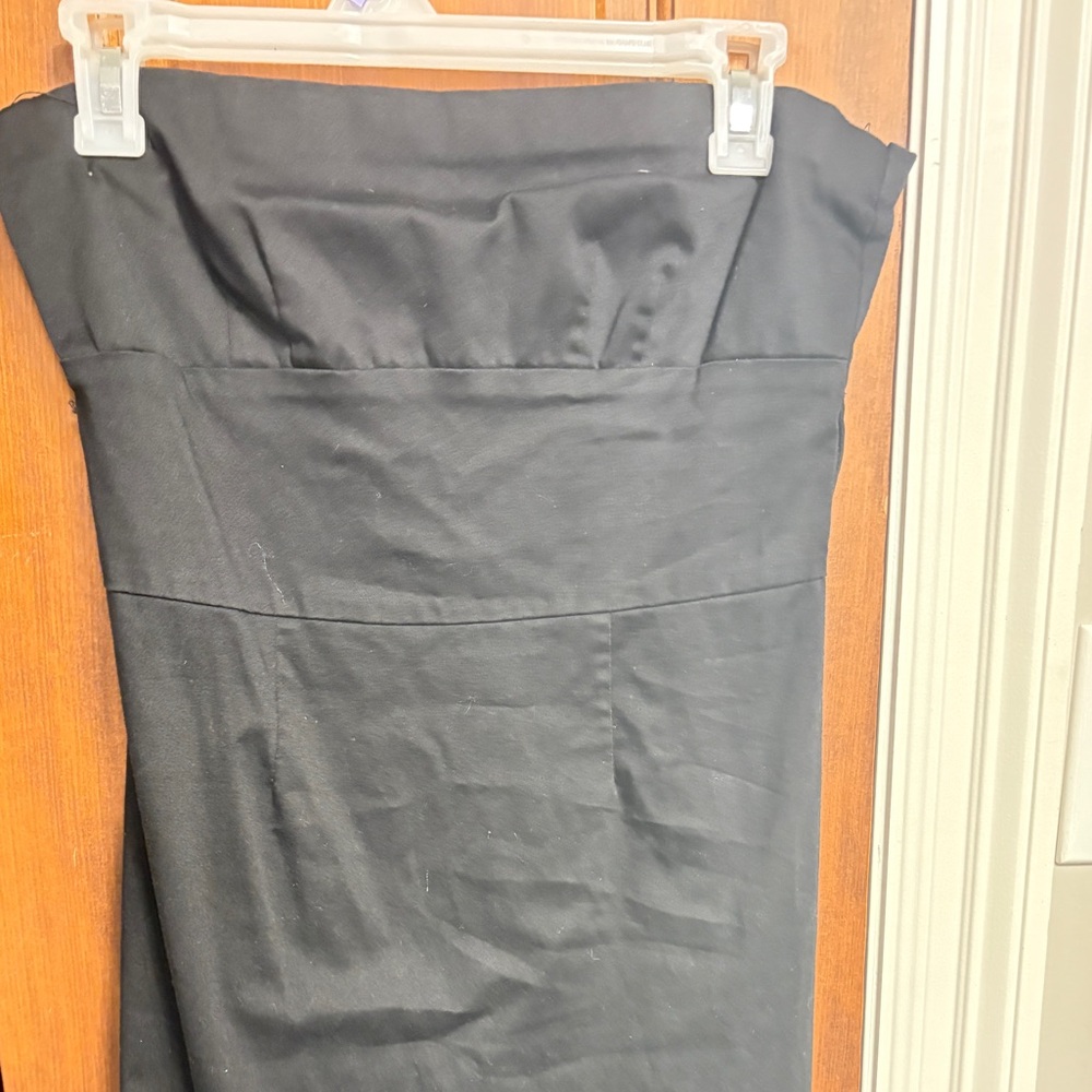 Forever 21 Chic Black Strapless Dress